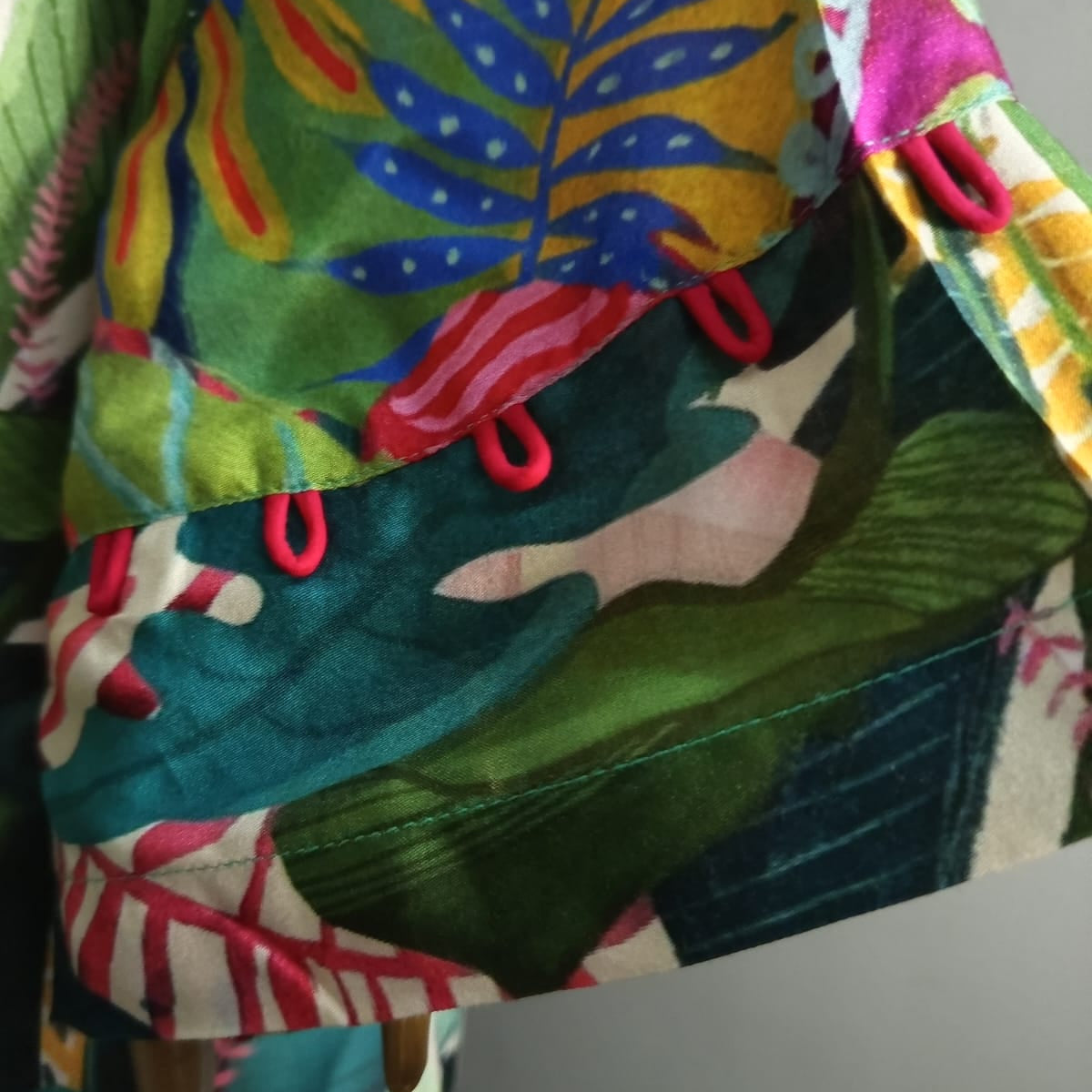 Silky Linen R-2003 (2 PC STITCHED)