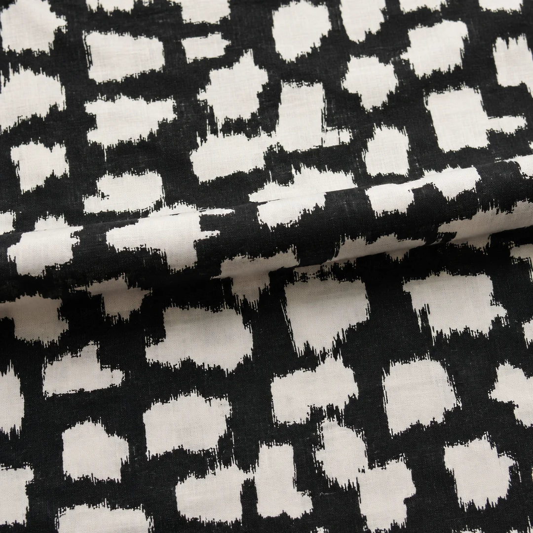 Co-ord set in B&W brush stroke pattern